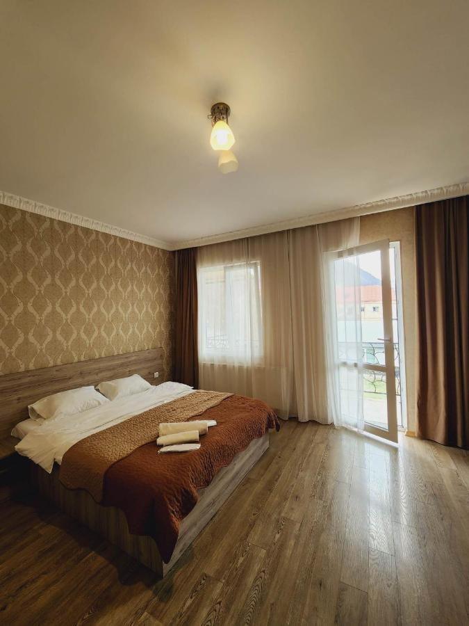 Moon Night Otel Kazbegi Dış mekan fotoğraf